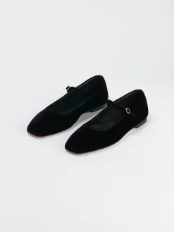 Uma*Aeyde Store